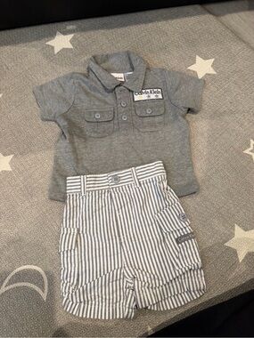 Calvin Klein Striped Cotton Shorts with Elastic Waist - Gray & White
